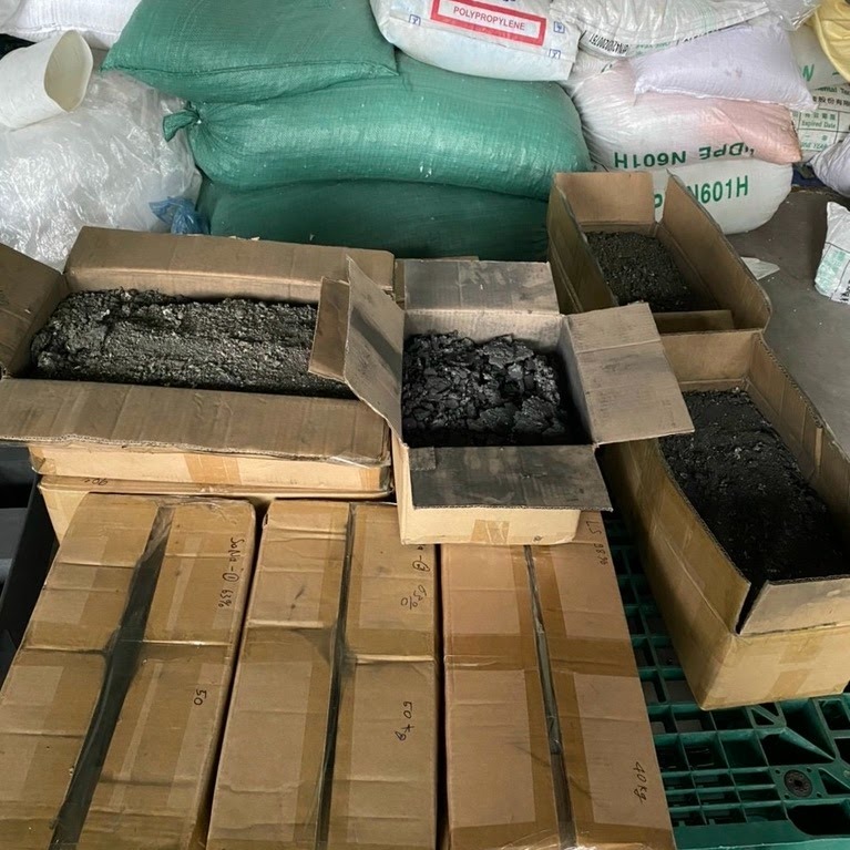 si-thiec-ba-han-1730192698